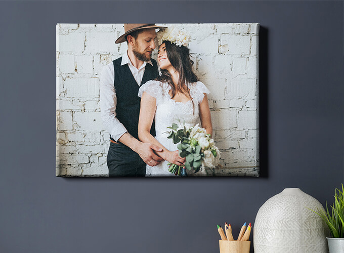 Romantic canvas print example